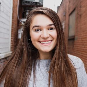 Meet your Posher, Lauren